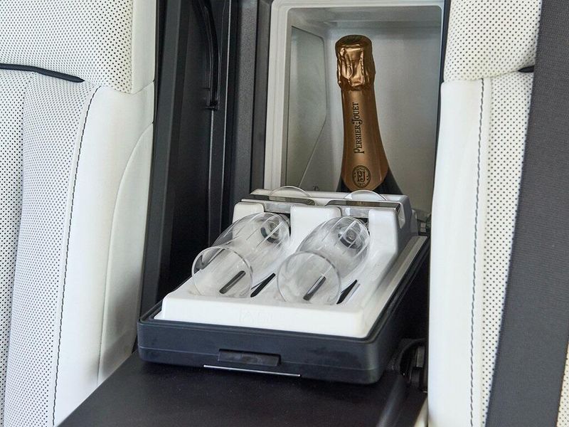 Used 2021 Rolls-Royce Phantom Image 22