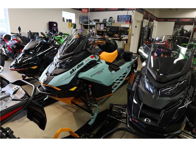 2024 Ski-Doo Backcountry X-RSImage 1