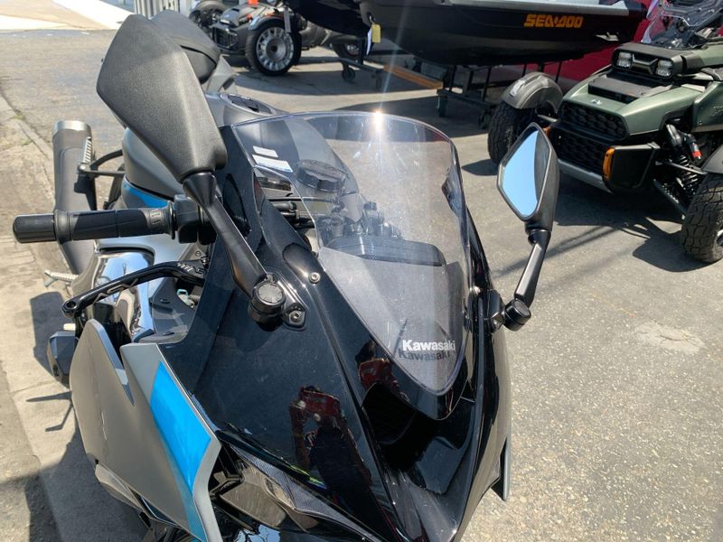 2025 Kawasaki NINJA ZX-6R ABS Image 28