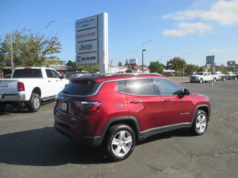 Used 2022 Jeep Compass LatitudeImage 7