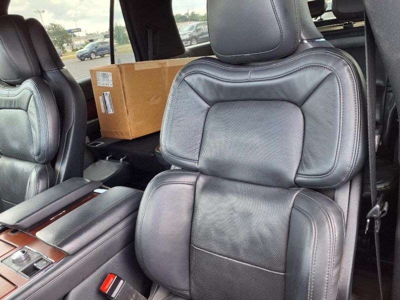 2022 Lincoln Navigator Reserve photo 8
