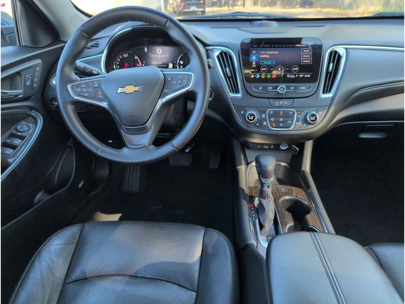 Used 2024 Chevrolet Malibu LTImage 33