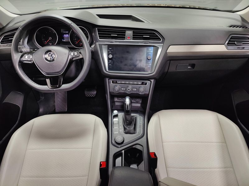 Used 2020 Volkswagen Tiguan SE AWD w/SunroofImage 17