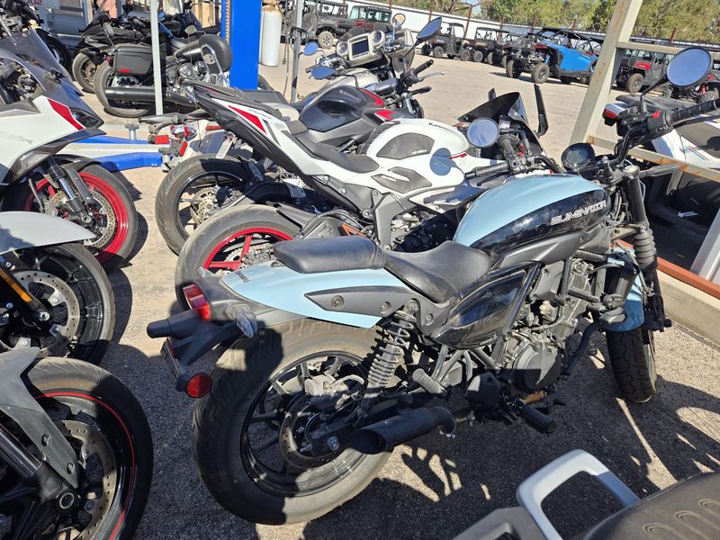 USED 2025 KAWASAKI ELIMINATOR Image 7
