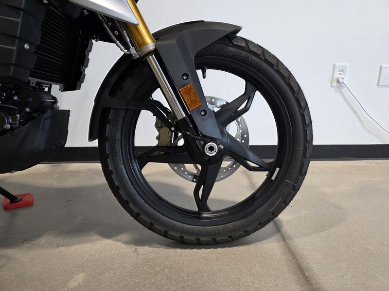 2025 BMW G 310 GS