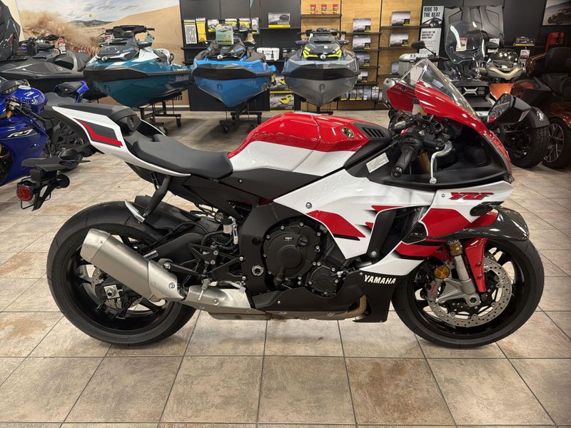 New 2026 Yamaha YZF-R1 70TH ANNIVERSARY EDITION Image 10