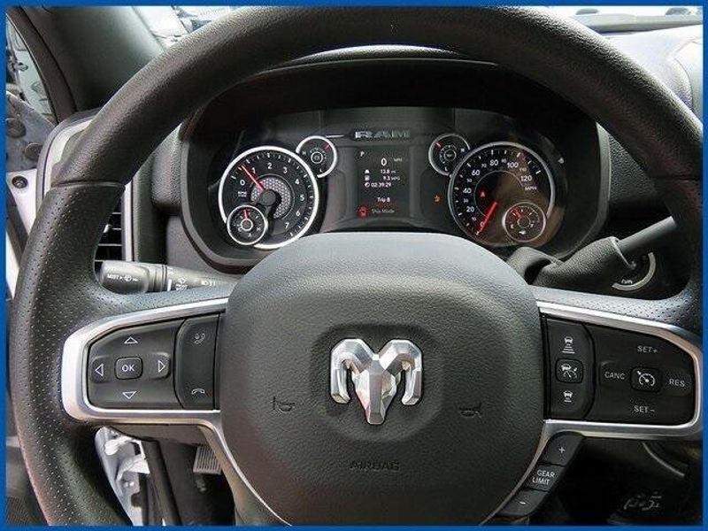 New 2025 RAM 2500 TradesmanImage 14