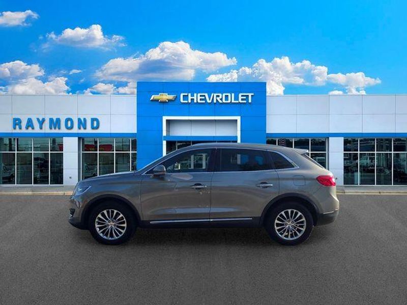 Used 2017 Lincoln MKX SelectImage 5