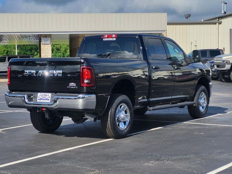 2025 RAM 2500 Tradesman Crew Cab 4x4 6