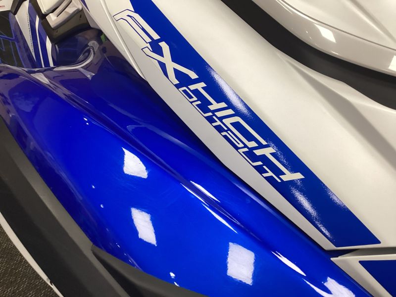 2023 Yamaha FX HO AZURE BLUE AND WHITE Image 8