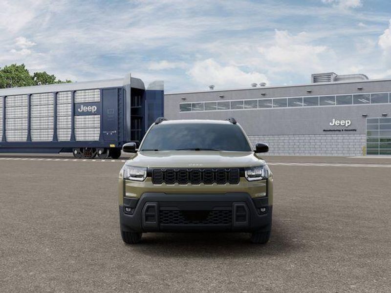 New 2026 Jeep Cherokee Laredo 4x4Image 6