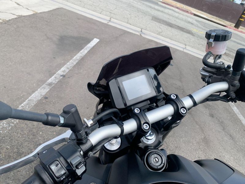 Used 2022 Yamaha MT-09 Image 15