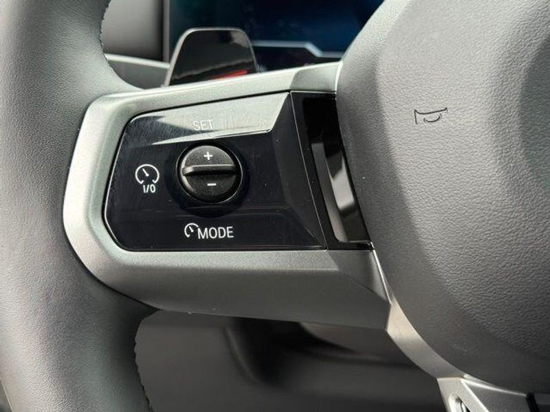 Used 2025 BMW i5 xDrive40Image 24