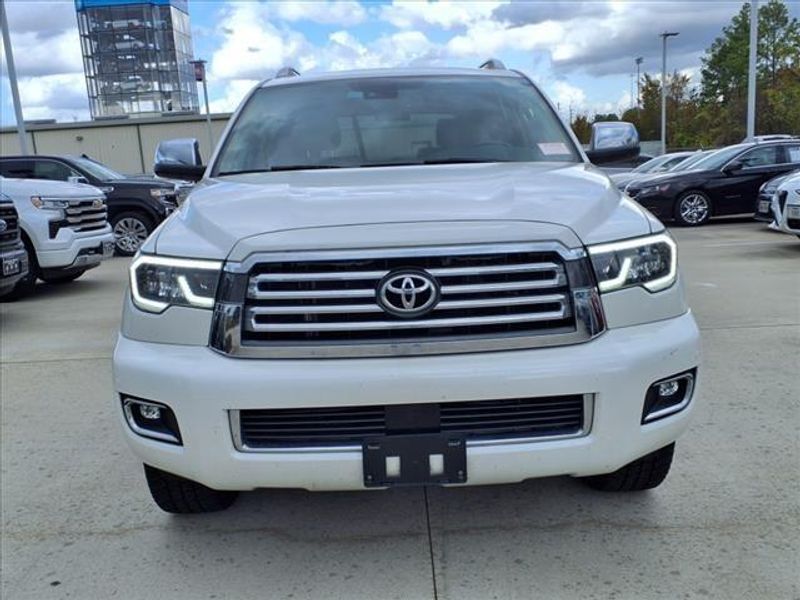 2021 Toyota Sequoia PlatinumImage 11