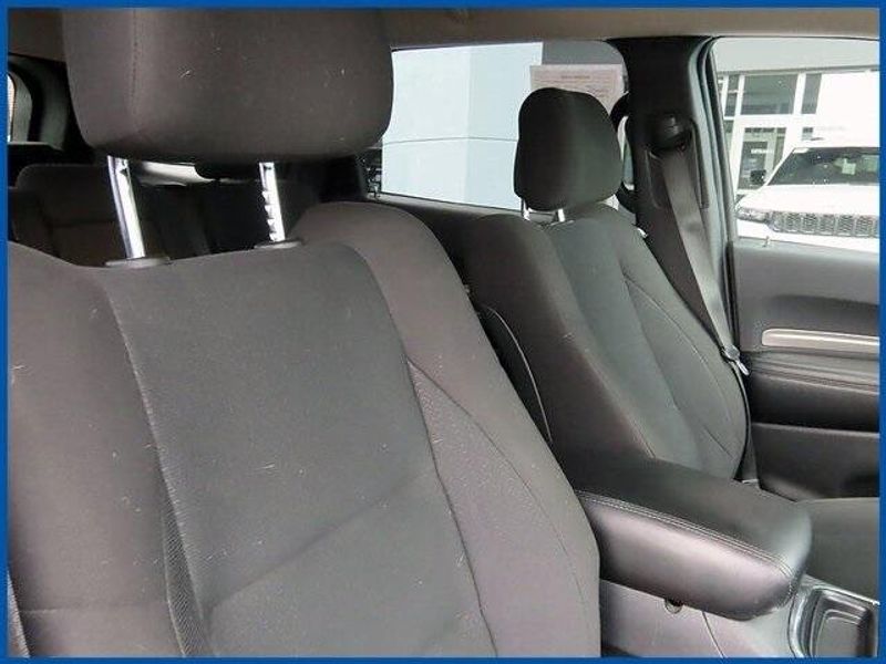 2017 Dodge Durango SXTImage 9