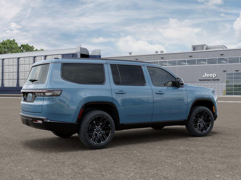 2026 Jeep Grand Wagoneer Limited Reserve 4x4Image 4