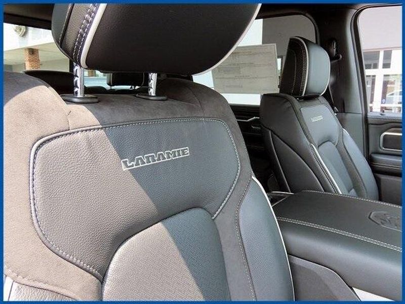 2025 RAM 1500 LaramieImage 9