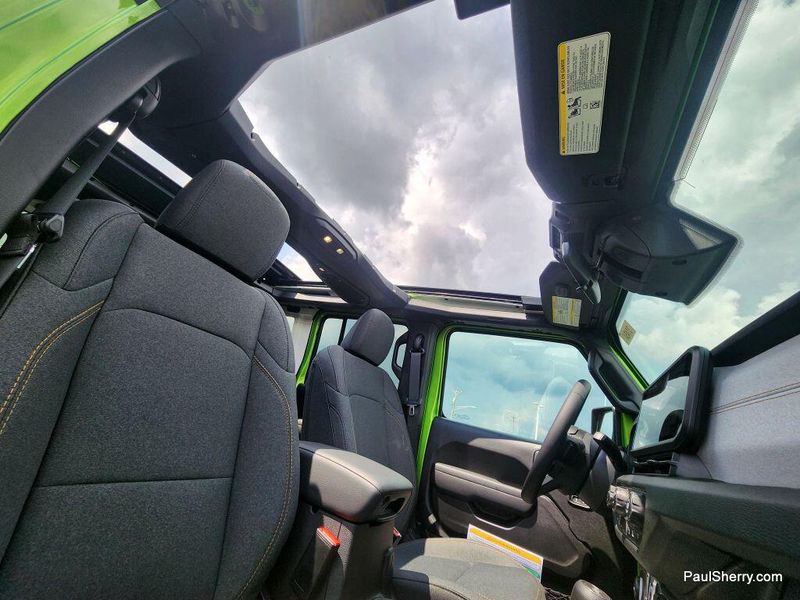 New 2025 Jeep Wrangler 4-door Sport S