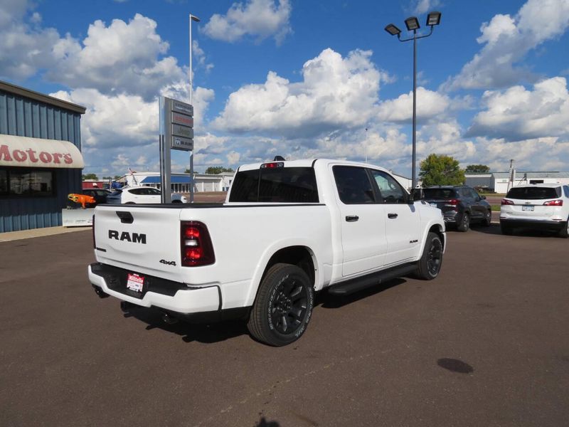 2025 RAM 1500 Big Horn Crew Cab 4x4 5