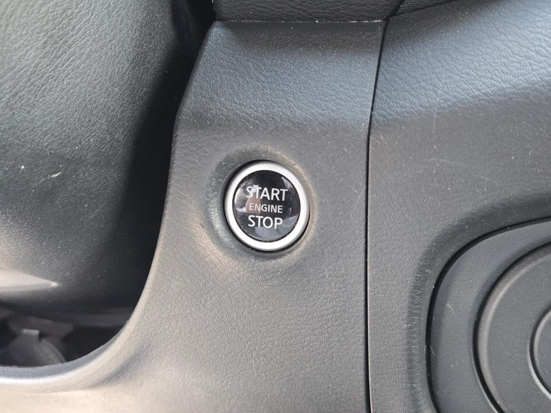 Used 2023 Nissan Frontier Crew Cab 4x2 SV Auto *Ltd Avail*