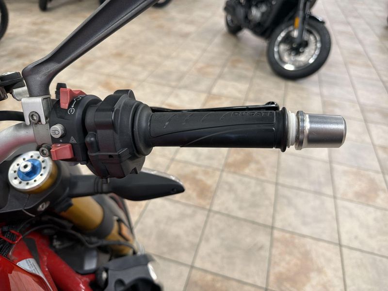 Used 2020 Ducati MONSTER 1200 S Image 24