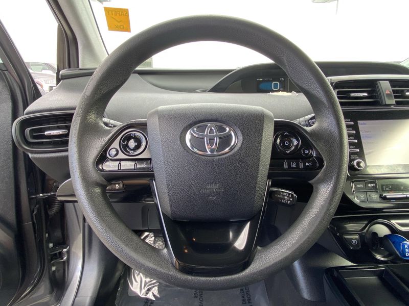 Used 2020 Toyota Prius LEImage 26