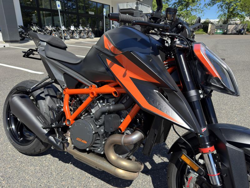 2020 KTM Super Duke 1290 R 