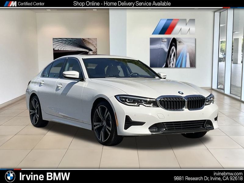 2022 BMW 3 Series 330iImage 1