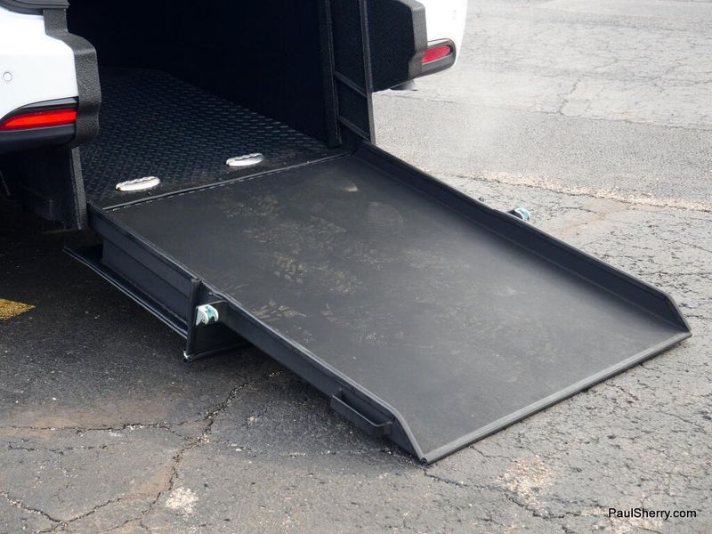 New 2026 Chrysler Voyager LX