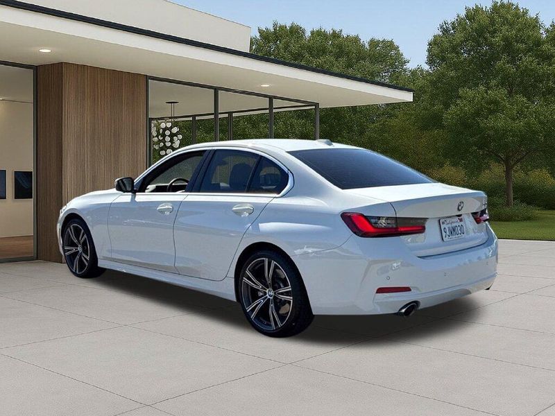Used 2024 BMW 3 Series 330iImage 11
