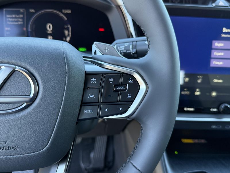 New 2026 Lexus RZ 350eImage 21