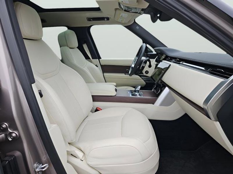 Used 2023 Land Rover Range Rover SE