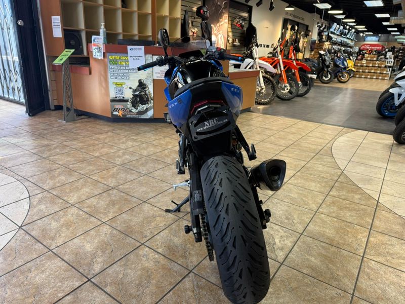 Used 2024 Suzuki GSX-8R Image 19
