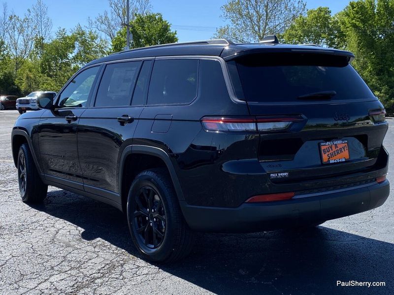 New 2026 Jeep Grand Cherokee L Laredo Altitude 4x4
