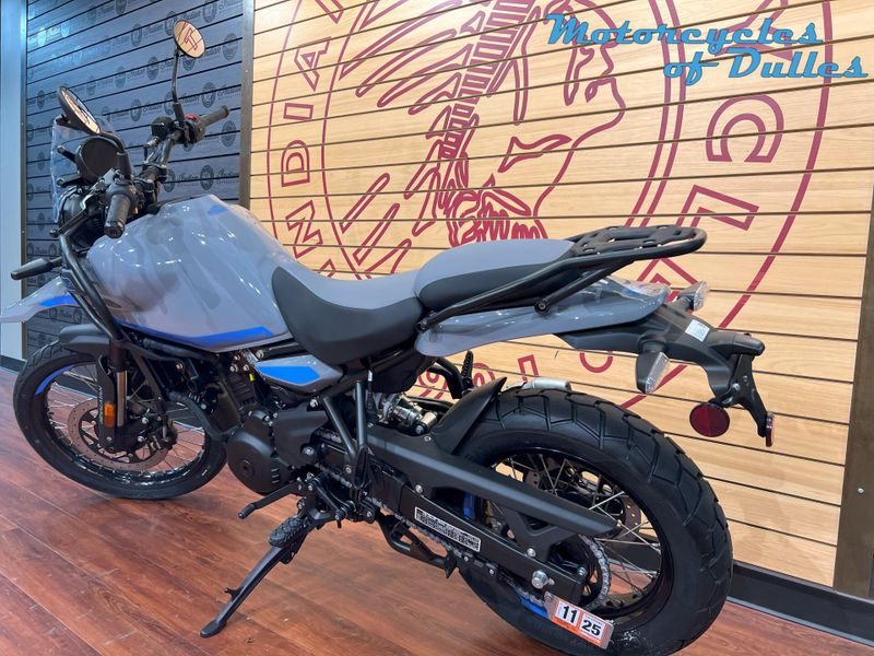 2025 Royal Enfield Himalayan 450 Image 8