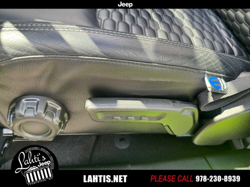 2021 Jeep Wrangler Unlimited Sport S photo 21