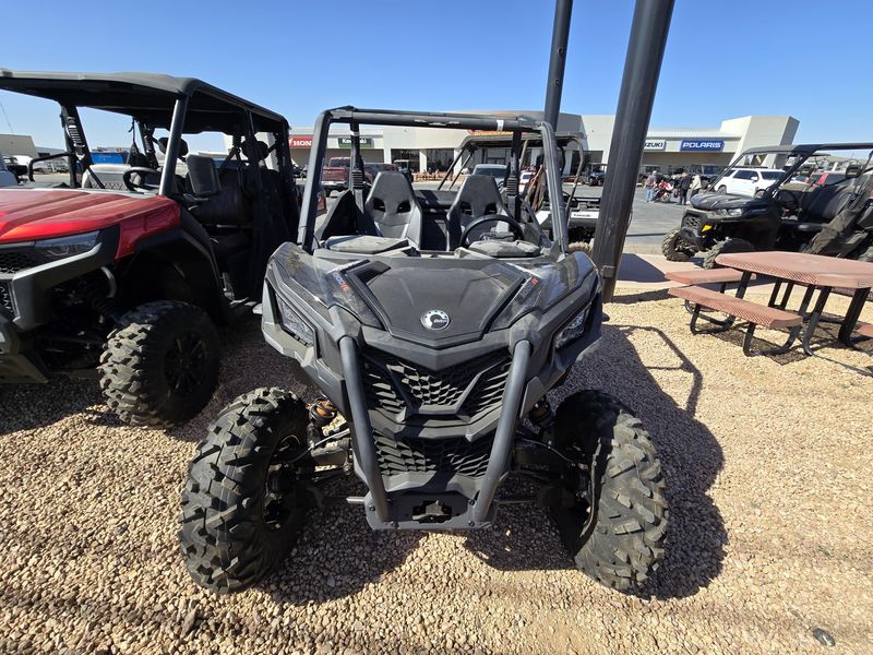 2025 CAN-AM MAVERICK SPORT DPS 60 1000R TRIPLE BLACK in a TRIPLE BLACK exterior color. Family PowerSports (877) 886-1997 familypowersports.com 