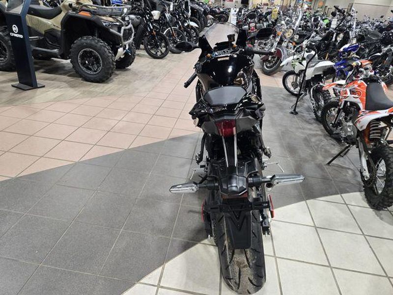 NEW 2026 YAMAHA YZFR7 Image 15