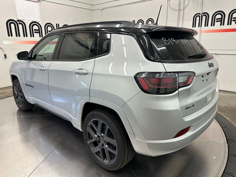 2024 Jeep Compass Latitude 4x4Image 8