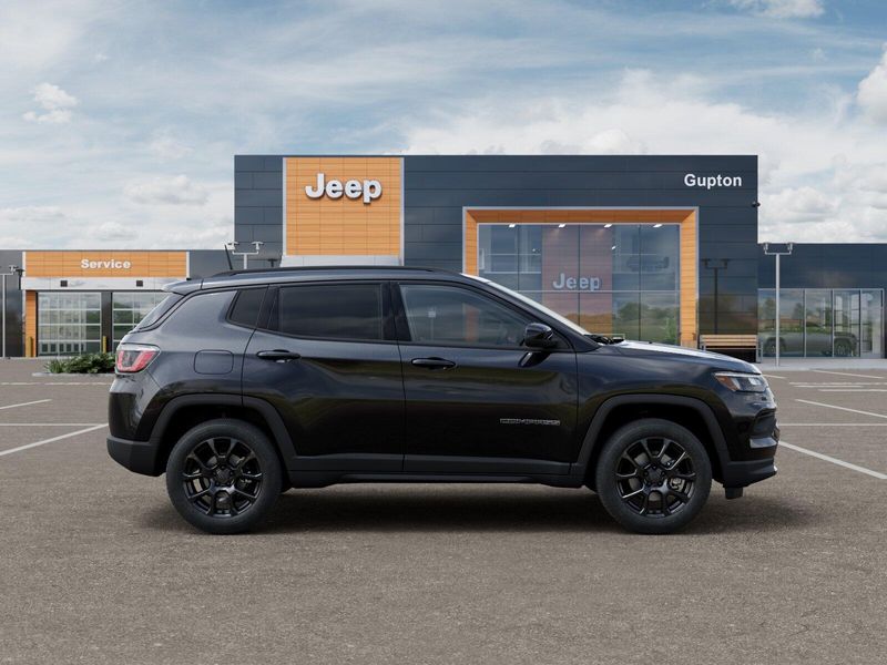 New 2026 Jeep Compass Latitude Altitude 4x4Image 47