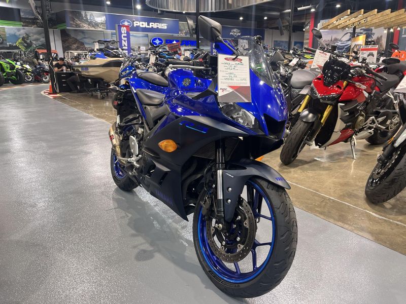Used 2022 Yamaha YZF-R3 ABS Image 18