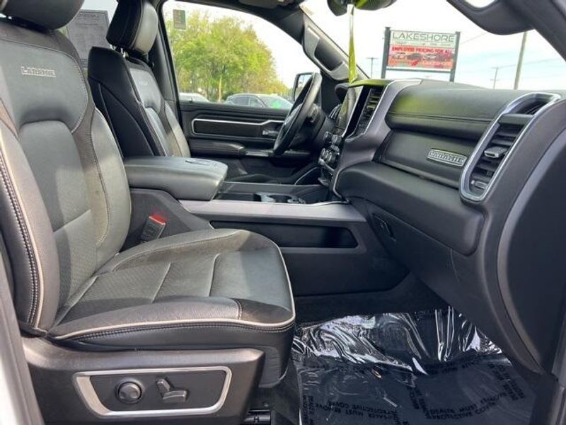 2024 RAM 1500 LaramieImage 26