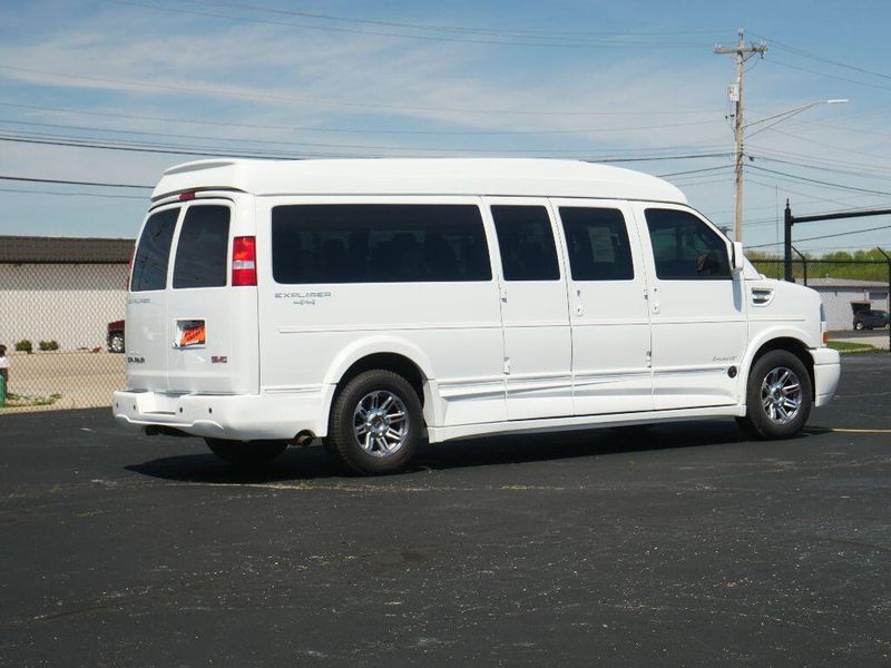 2019 GMC Savana Image 8