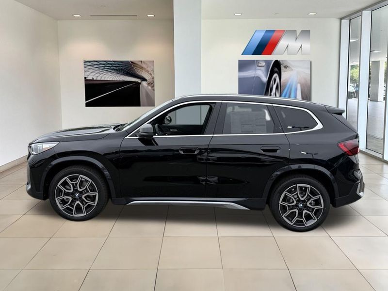 2025 BMW X1 xDrive28iImage 9