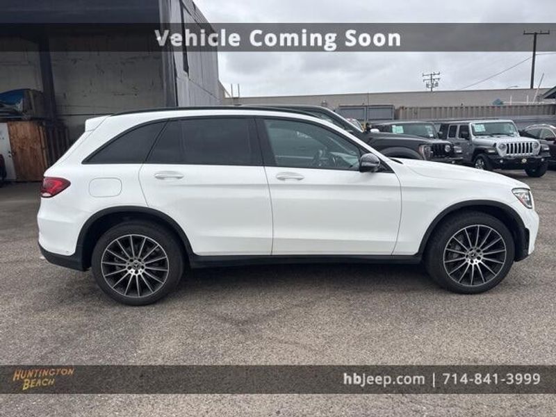 2022 Mercedes-Benz GLC 300Image 4