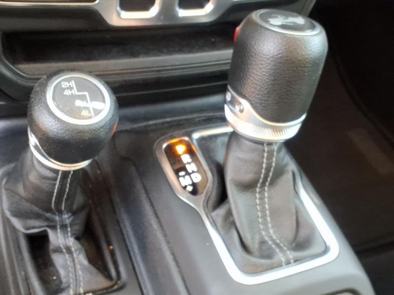 Used 2024 Jeep Wrangler Sport SImage 21