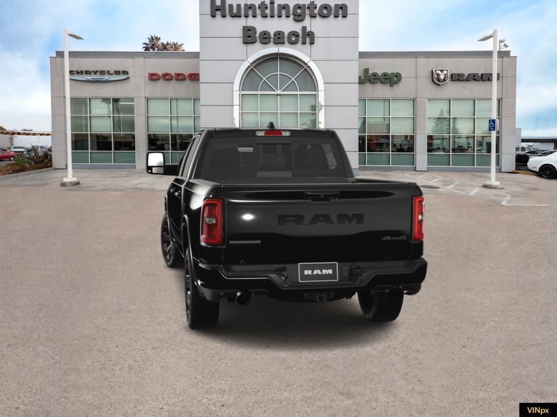 2025 RAM 1500 Big Horn Crew Cab 4x4Image 10