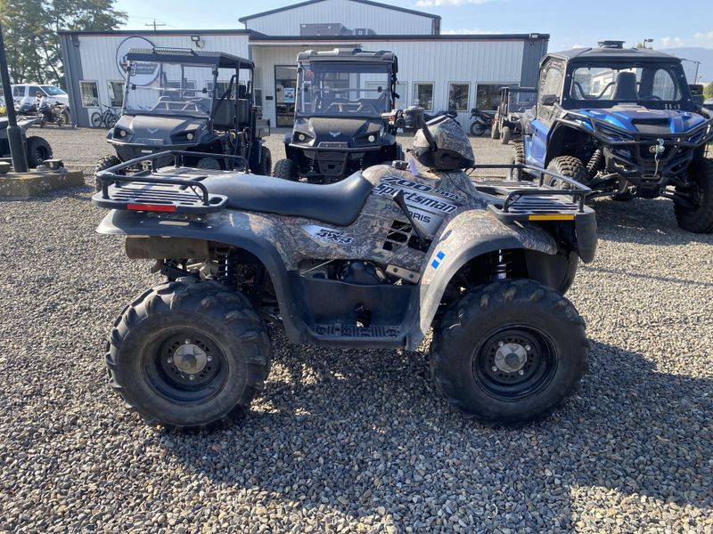 Used 2003 Polaris SPORTSMAN 700 TWIN Image 2