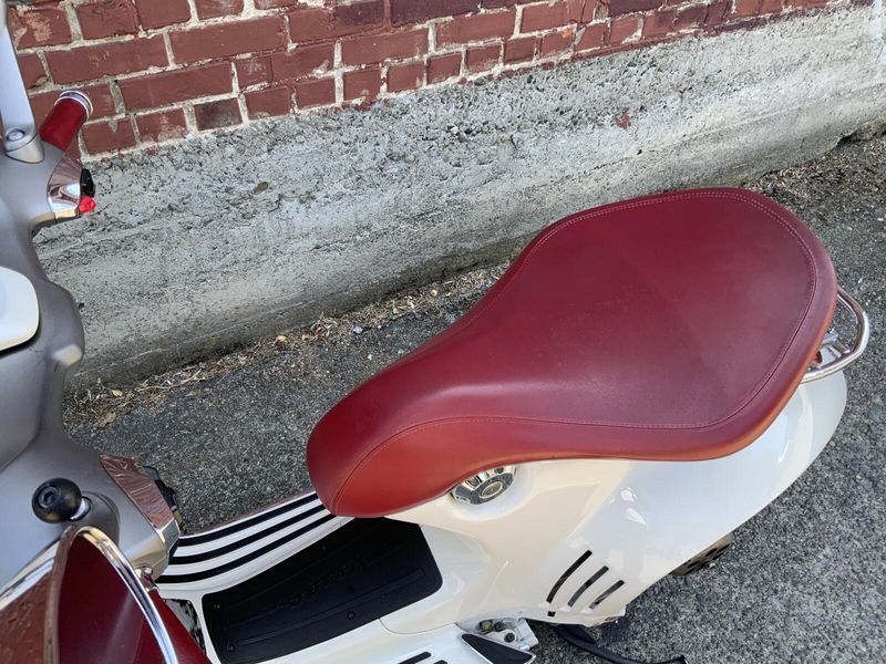 2013 Vespa 946 150 