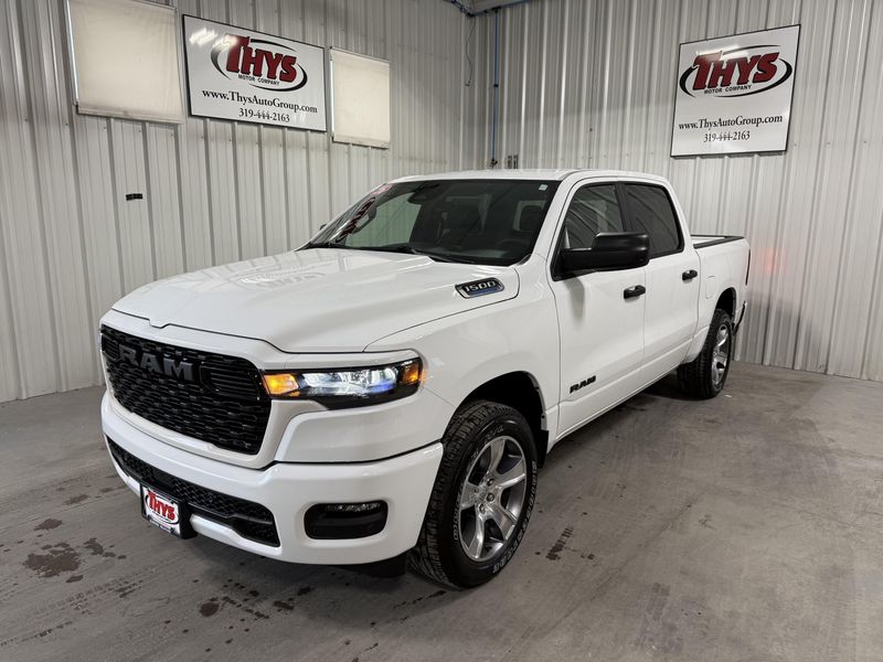 New 2026 RAM 1500 Express Crew Cab 4x4 5